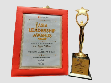 Asia Leadership Award Memento Trophy - Visionary Leader of 2024